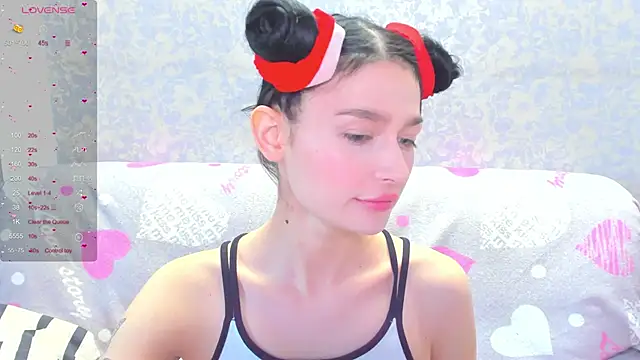 Snapshot of Vanessa_Florence chatting on 05-27-26, 01:57 Vanessa Florence online show from 05-27-26, 01:57