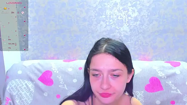 Snapshot of Vanessa_Florence chatting on 06-11-26, 01:05 Vanessa Florence online show from 06-11-26, 01:05