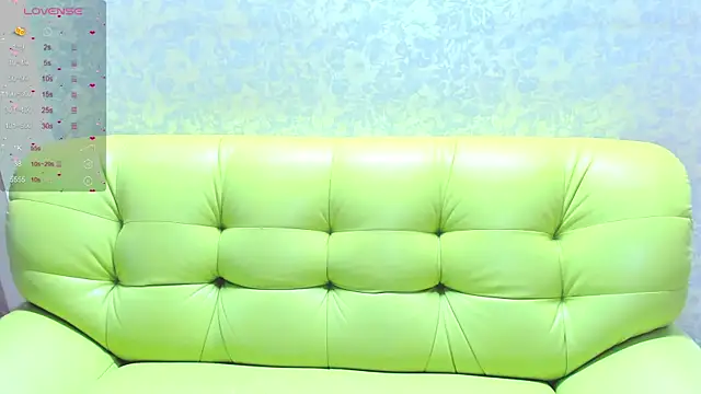 Snapshot of Vanessa_Florence chatting on 06-12-26, 01:04 Vanessa Florence online show from 06-12-26, 01:04