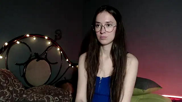 wow  kelly online show from 12-18-24, 02:49