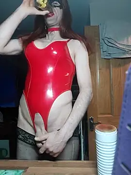 Snapshot of irishtommy1986 chatting on 03-18-25, 10:58 irishtommy1986 online show from 03-18-25, 10:58