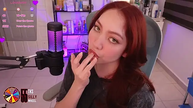 LilyVelvett online show from 02-06-26, 04:17