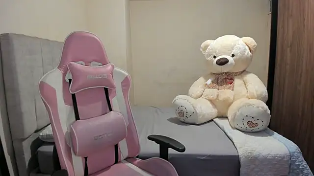 julieth hot69 online show from 04-04-26, 05:06