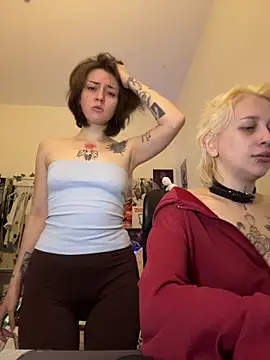 Dooubletroublee online show from 05-03-26, 10:27