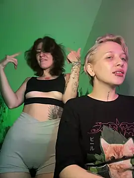 Dooubletroublee online show from 07-28-26, 11:04