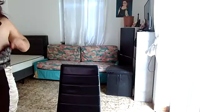 Snapshot of danasantoreal chatting on 06-19-26, 07:12 danasantoreal online show from 06-19-26, 07:12