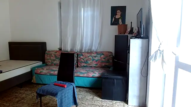 Snapshot of danasantoreal chatting on 06-27-26, 07:13 danasantoreal online show from 06-27-26, 07:13