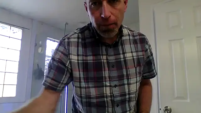 El Gizmo online show from 02-09-26, 05:50