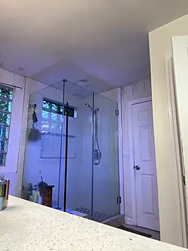 El Gizmo online show from 03-12-26, 01:34