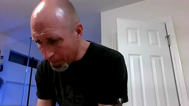 El Gizmo online show from 03-13-26, 09:38