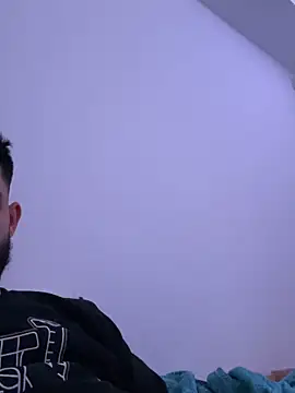 Snapshot of Furko_33 chatting on 12-20-25, 08:16 Furko 33 online show from 12-20-25, 08:16