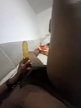 Snapshot of PlasticSurface727 chatting on 10-05-25, 11:24 PlasticSurface727 online show from 10-05-25, 11:24