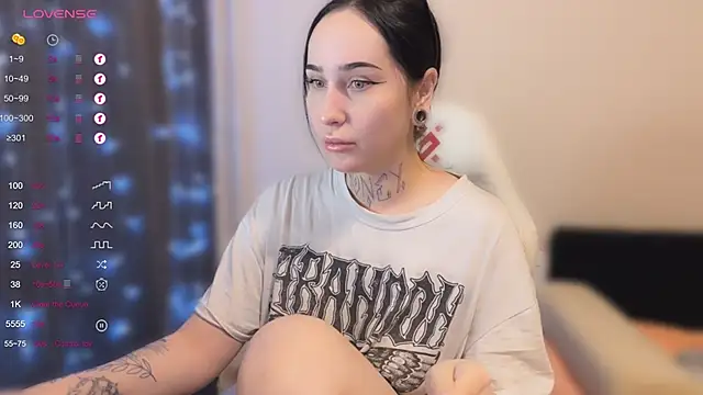 Snapshot of AnastasiaSun chatting on 10-22-25, 08:19 AnastasiaSun online show from 10-22-25, 08:19