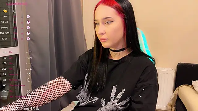 Snapshot of AnastasiaSun chatting on 12-15-25, 11:42 AnastasiaSun online show from 12-15-25, 11:42