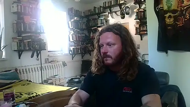 Snapshot of sunr1sa chatting on 06-11-26, 04:38 sunr1sa online show from 06-11-26, 04:38