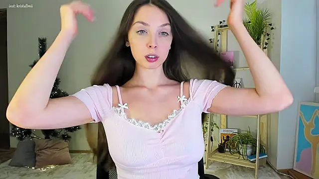 Snapshot of kristal_lane chatting on 12-17-24, 07:37 kristal lane online show from 12-17-24, 07:37