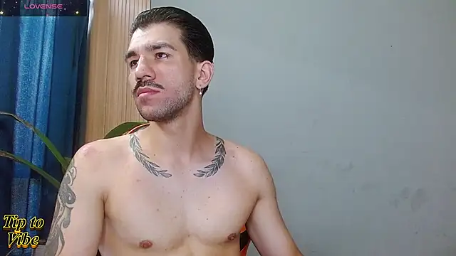 Mr WhiteCock online show from 11-24-25, 04:07