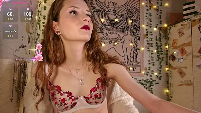 Snapshot of summerhazeee chatting on 11-08-25, 05:23 summerhazeee online show from 11-08-25, 05:23