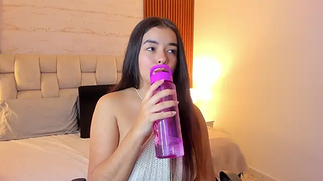 SophiaWylde online show from 02-05-25, 09:46