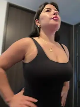 sukhakunis1 online show from 03-03-25, 12:05