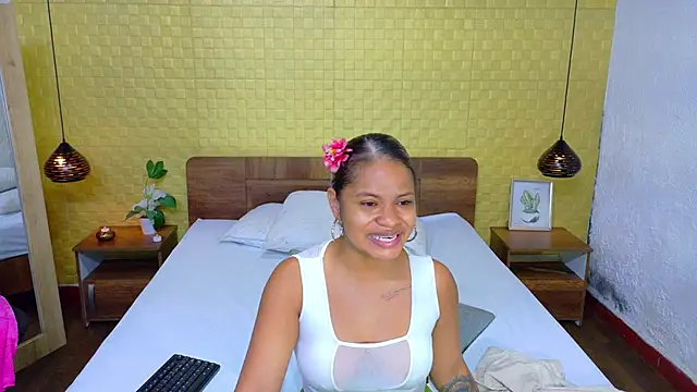 Squirter pussybomb online show from 02-07-25, 04:06