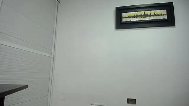 Snapshot of dayadubey_ chatting on 03-12-25, 10:05 dayadubey online show from 03-12-25, 10:05