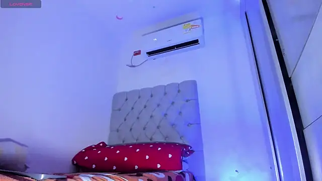 Snapshot of juande_24 chatting on 09-17-25, 04:08 juande 24 online show from 09-17-25, 04:08