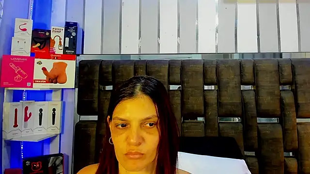 Snapshot of KatteMoss chatting on 06-07-26, 09:07 KatteMoss online show from 06-07-26, 09:07