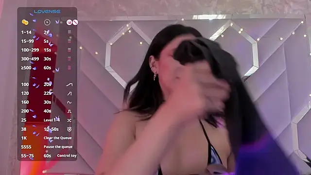 Snapshot of Sara_Foxx1 chatting on 01-13-25, 03:34 Sara Foxx1 online show from 01-13-25, 03:34