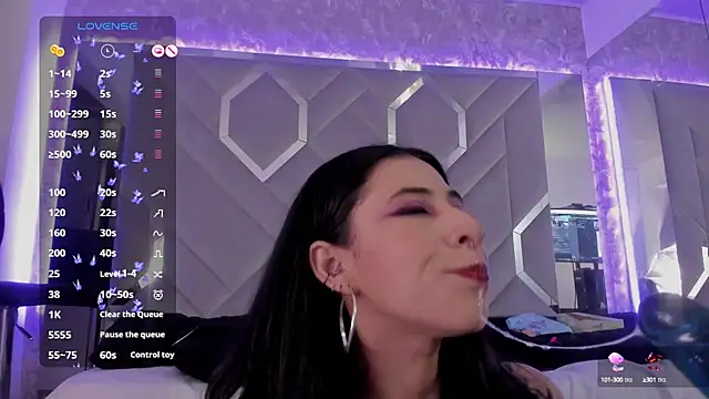 Snapshot of Sara_Foxx1 chatting on 01-31-25, 10:10 Sara Foxx1 online show from 01-31-25, 10:10