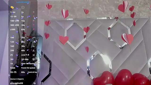 Snapshot of Sara_Foxx1 chatting on 02-15-25, 10:00 Sara Foxx1 online show from 02-15-25, 10:00