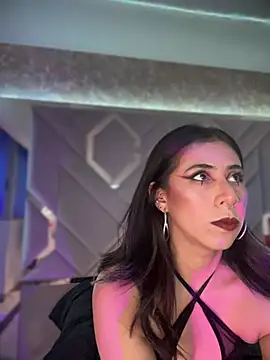 Snapshot of Sara_Foxx1 chatting on 03-21-25, 10:39 Sara Foxx1 online show from 03-21-25, 10:39