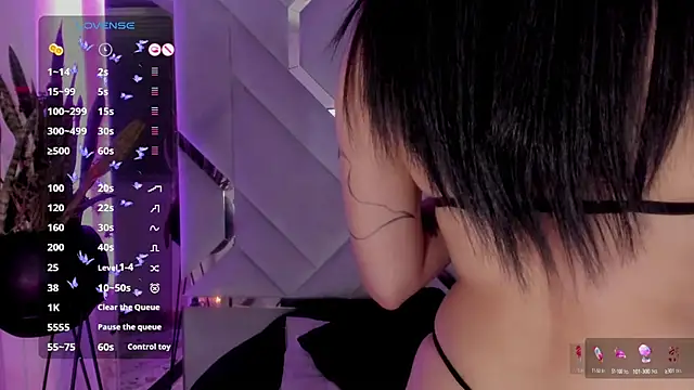 Snapshot of Sara_Foxx1 chatting on 09-10-25, 09:48 Sara Foxx1 online show from 09-10-25, 09:48