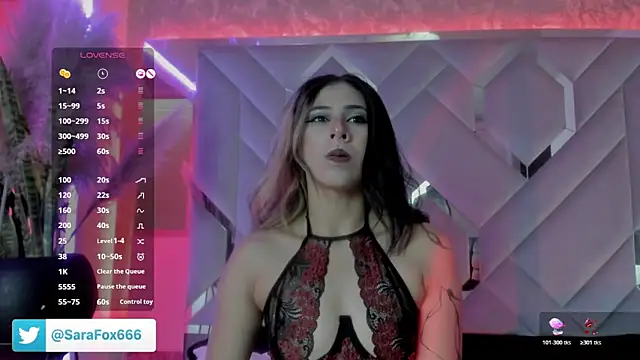 Snapshot of Sara_Foxx1 chatting on 11-01-25, 08:33 Sara Foxx1 online show from 11-01-25, 08:33
