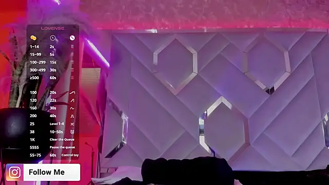 Snapshot of Sara_Foxx1 chatting on 11-03-25, 07:04 Sara Foxx1 online show from 11-03-25, 07:04