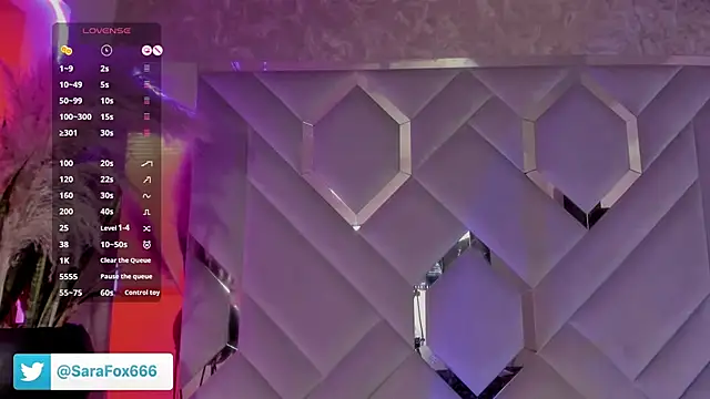 Snapshot of Sara_Foxx1 chatting on 11-23-25, 07:35 Sara Foxx1 online show from 11-23-25, 07:35