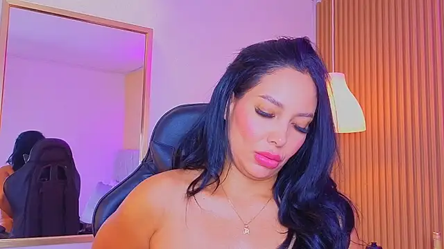 Dakota diaz  online show from 04-22-26, 07:26