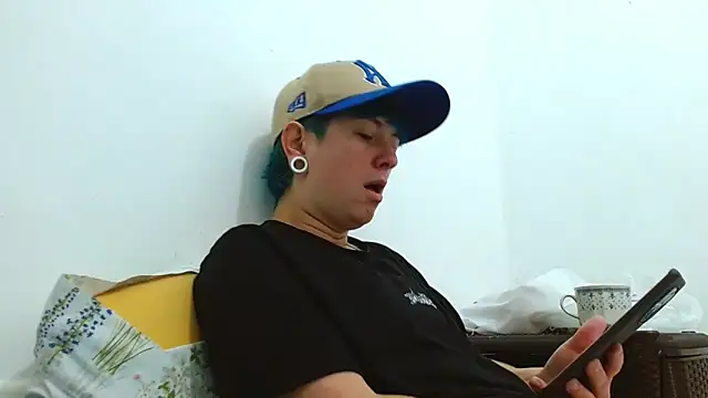 tomboyblue online show from 02-25-26, 04:05