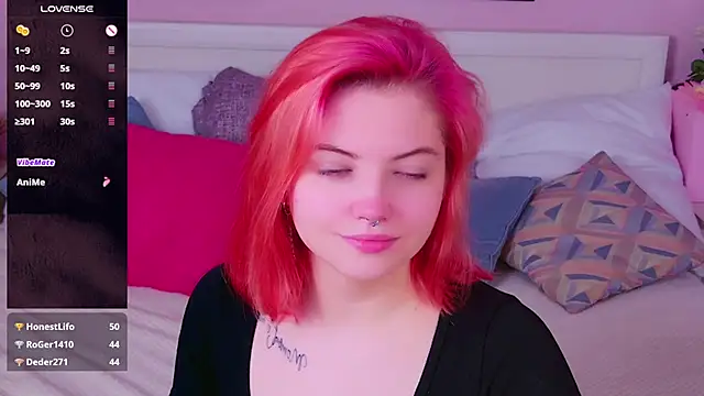 Snapshot of Lisa_Adam chatting on 01-17-25, 10:11 Lisa Adam online show from 01-17-25, 10:11