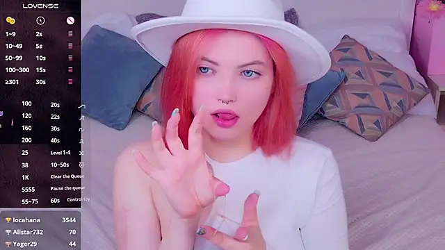 Snapshot of Lisa_Adam chatting on 01-21-25, 07:15 Lisa Adam online show from 01-21-25, 07:15