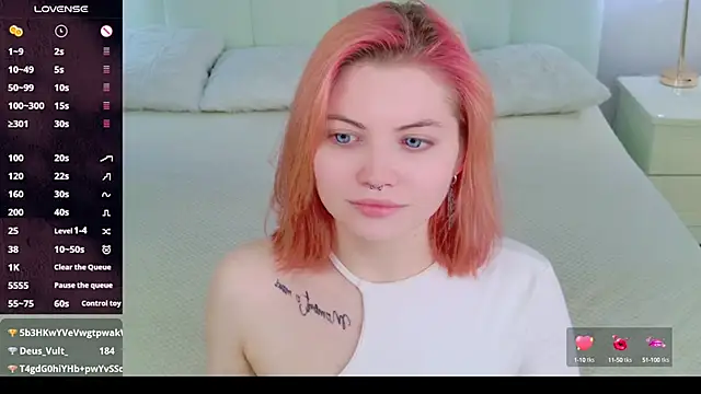 Snapshot of Lisa_Adam chatting on 01-24-25, 10:11 Lisa Adam online show from 01-24-25, 10:11