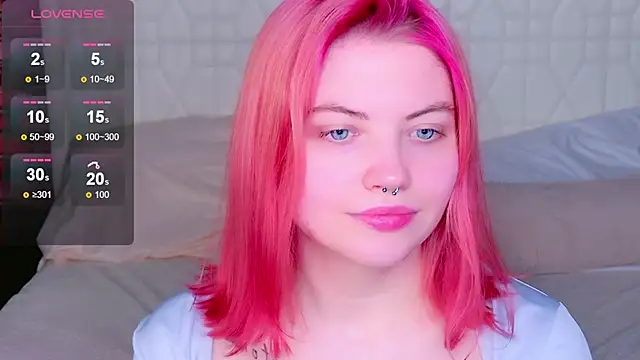 Snapshot of Lisa_Adam chatting on 02-25-25, 10:15 Lisa Adam online show from 02-25-25, 10:15