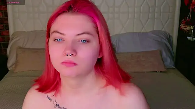 Snapshot of Lisa_Adam chatting on 03-01-25, 04:04 Lisa Adam online show from 03-01-25, 04:04