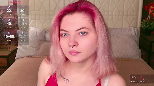 Snapshot of Lisa_Adam chatting on 11-24-25, 05:01 Lisa Adam online show from 11-24-25, 05:01