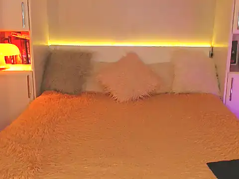 Snapshot of Leaaaaaaaaa chatting on 09-18-25, 07:16 Leaaaaaaaaa online show from 09-18-25, 07:16