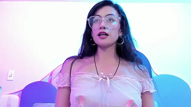 SophieGomez22 online show from 02-05-25, 03:09