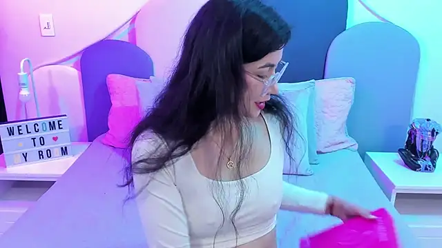 SophieGomez22 online show from 02-15-25, 11:17