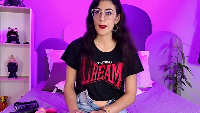 SophieGomez22 online show from 04-25-26, 11:13