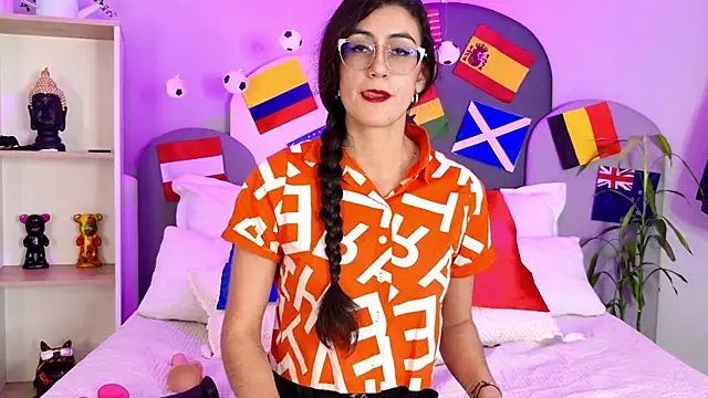 SophieGomez22 online show from 07-04-26, 11:49