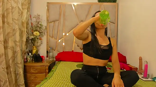 Snapshot of daniela_casallas_ chatting on 05-13-26, 01:30 daniela casallas online show from 05-13-26, 01:30
